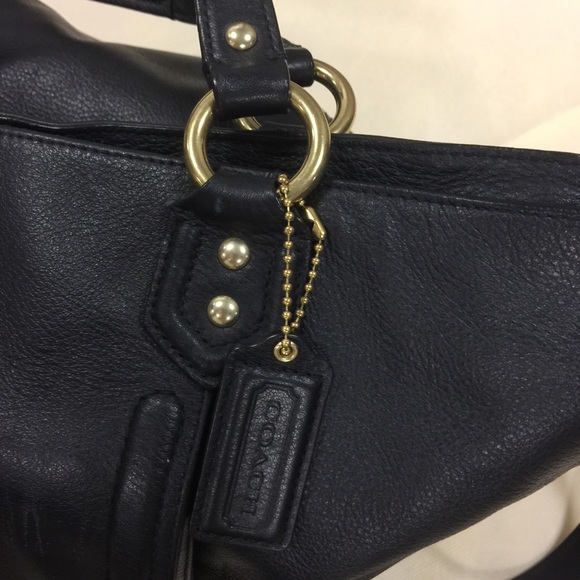 Large coach tote with brass hardware - Picture 8 of 8